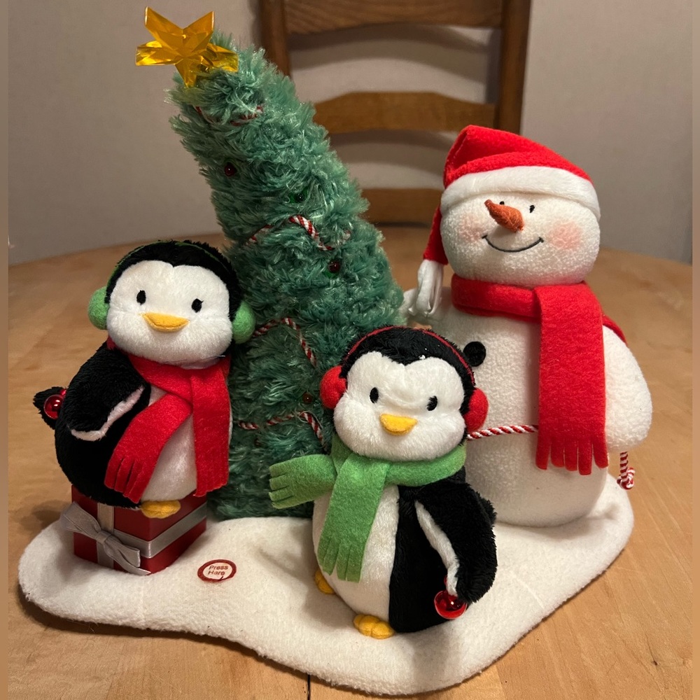 Hallmark Jingle Pals Very Merry Trio Singing‎ Snowman Penguins Tree 2006 WORKS
